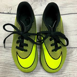 NIKE Kids Bravata II FG Soccer Cleat Shoes Unisex SIZE 10 Child